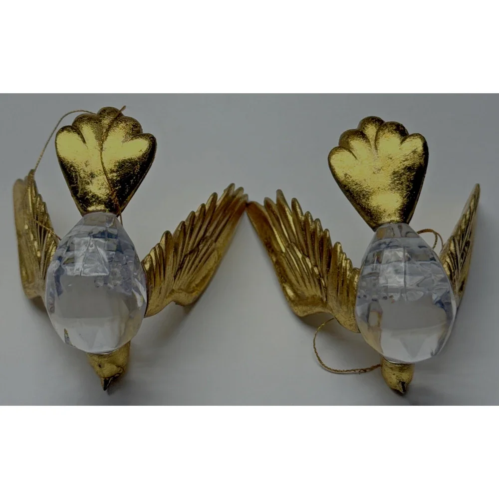 Vtg Lot of 2 Flying Cardinal Bird Plastic Acrylic Faceted Ornaments Gold As Is